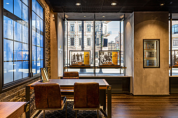 Фотосъемка бутика часов Breitling